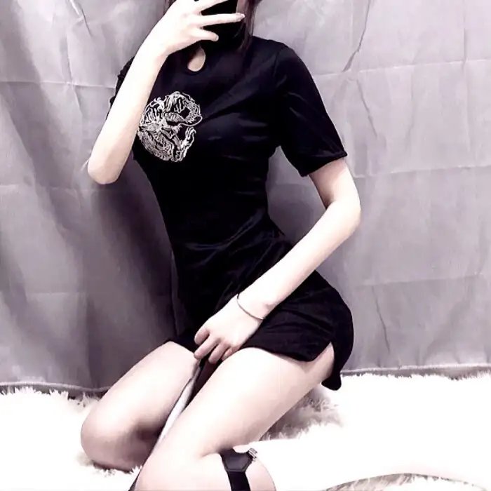 明星雇员 海报